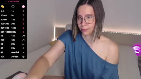 Julie online show from July 2026 04:08:01 AM