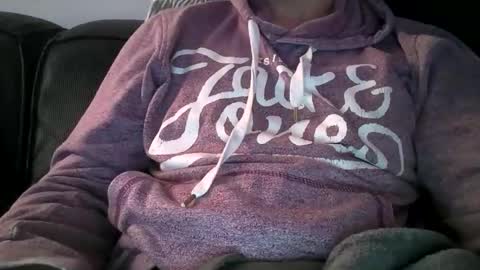 Snapshot of jwdick21 chatting on October 2025 05:22:02 PM jwdick21 online show from October 2025 05:22:02 PM
