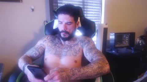 yoko8 online show from January 2025 09:04:01 PM