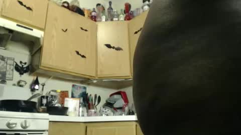 Aki Kim online show from March 2026 03:01:02 PM