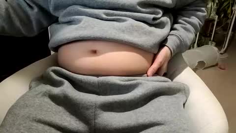 KI e697a5e69cac online show from December 2025 02:32:02 PM