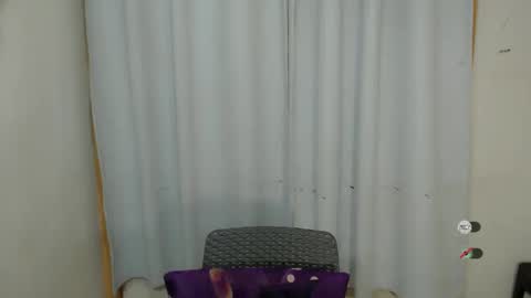 Snapshot of kaamy_dake chatting on January 2025 04:19:02 PM KAAMY online show from January 2025 04:19:02 PM