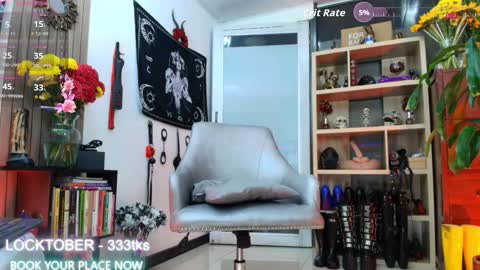 Carym  online show from October 2025 02:33:01 AM