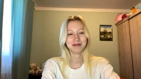 Snapshot of kacicasal chatting on June 2026 06:20:01 AM Mia 1st day here online show from June 2026 06:20:01 AM