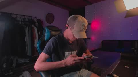 Snapshot of kael_owens chatting on December 2025 06:02:01 PM Kael Owens online show from December 2025 06:02:01 PM