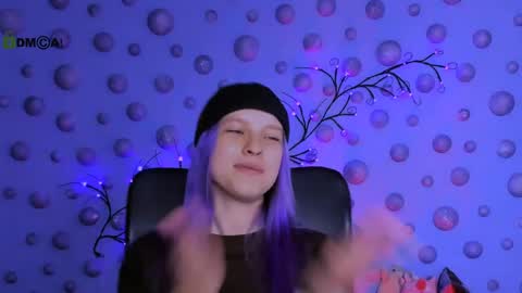 kaela_spell_ online show from April 2026 10:22:01 PM