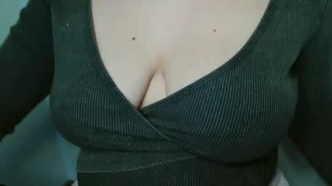 Kaitlin online show from May 2026 01:06:01 PM