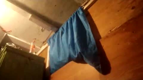 kakaroto30102 online show from December 2025 03:10:01 PM