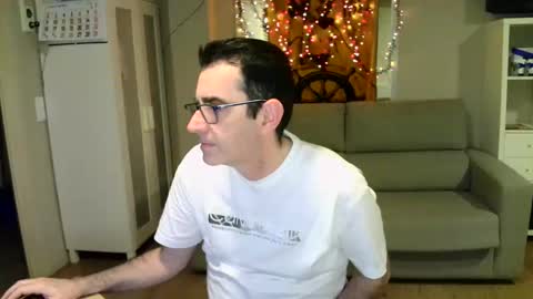 MusicMen49 online show from December 2024 01:35:02 AM