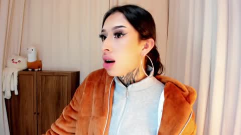 Snapshot of kali_ka chatting on December 2024 07:00:02 PM Kali Ka Please help me with your thumbs up its important dont forget my birthday on October 26 online show from December 2024 07:00:02 PM