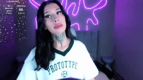 Snapshot of kali_ka chatting on October 2025 08:52:02 PM Kali Ka Please help me with your thumbs up its important dont forget my birthday on October 26 online show from October 2025 08:52:02 PM