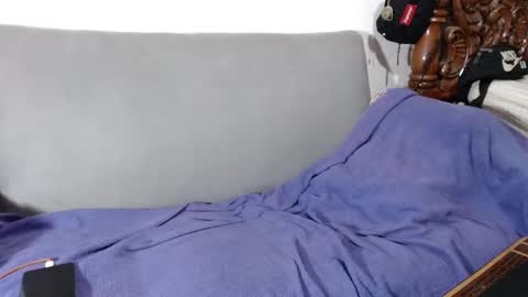 kamenov00 online show from February 2025 02:17:02 AM