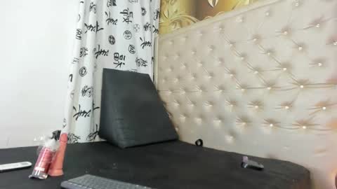 KAMI online show from October 2025 01:47:01 AM