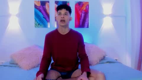 Kami online show from November 2025 06:21:02 PM