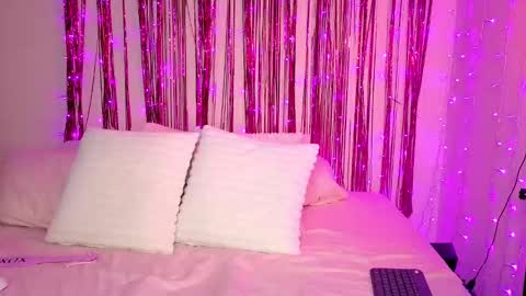 Snapshot of kamrynmarie69 chatting on December 2024 02:52:01 AM kamrynmarie69 online show from December 2024 02:52:01 AM