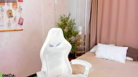 Snapshot of kandy_balls chatting on June 2026 08:59:02 AM kandy_balls online show from June 2026 08:59:02 AM