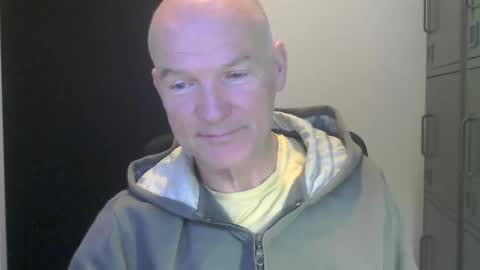 Snapshot of kapitein_rob chatting on April 2026 05:15:01 AM Robbie online show from April 2026 05:15:01 AM