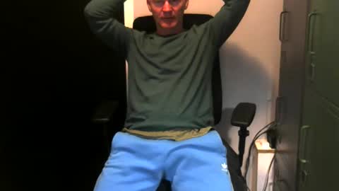 Snapshot of kapitein_rob chatting on April 2026 04:45:02 AM Robbie online show from April 2026 04:45:02 AM