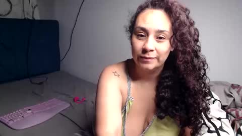 Snapshot of kara__gower chatting on May 2026 12:02:01 PM kara online show from May 2026 12:02:01 PM