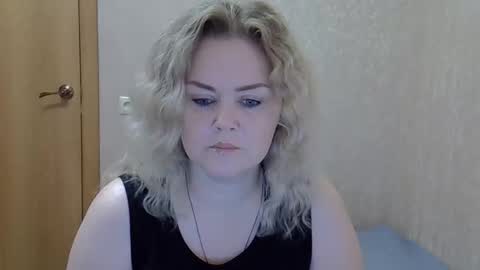 Snapshot of karennelsonx chatting on November 2025 08:36:02 AM karennelsonx online show from November 2025 08:36:02 AM