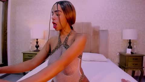 KarenNewman online show from December 2025 02:27:01 AM