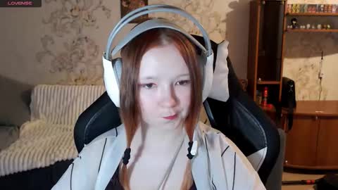 Snapshot of karicynthia chatting on October 2025 04:37:01 PM Lisa Backler online show from October 2025 04:37:01 PM