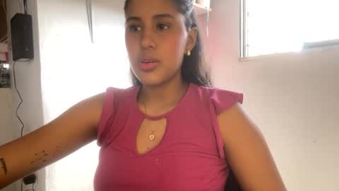 Snapshot of kariina_candy chatting on June 2026 02:30:02 PM kariina candy and fox online show from June 2026 02:30:02 PM