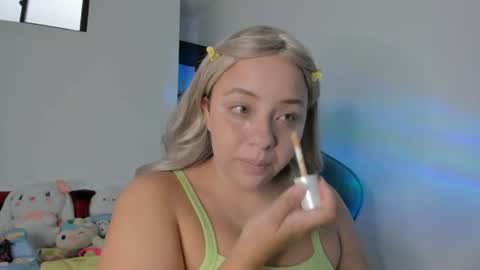 Snapshot of kariina_wong chatting on July 2026 08:48:02 PM kariina_wong online show from July 2026 08:48:02 PM
