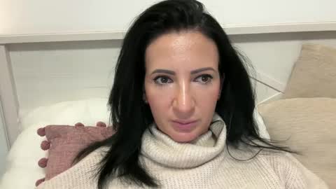 Snapshot of karinablair chatting on December 2024 05:40:01 PM Karina online show from December 2024 05:40:01 PM