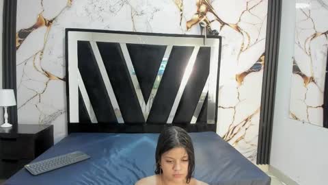 KarinaSimonz online show from October 2025 07:46:02 PM