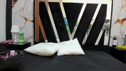 KarinaSimonz online show from February 2026 07:17:02 PM