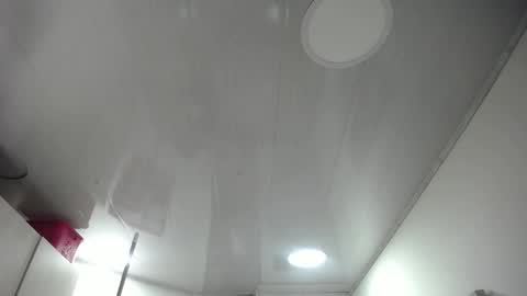 Karin online show from November 2025 12:15:02 PM