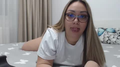 Karin online show from February 2025 05:46:02 PM