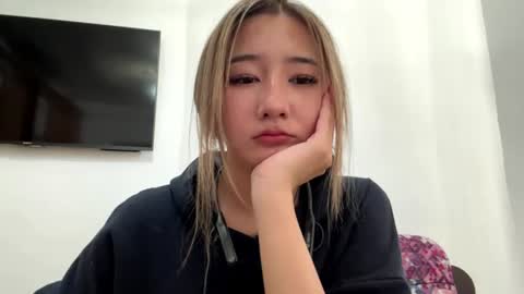 karissagius online show from July 2026 09:39:01 AM