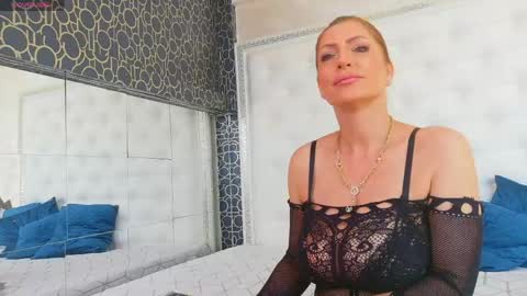 Snapshot of karissia_ chatting on June 2026 04:13:01 AM KARISSIA online show from June 2026 04:13:01 AM