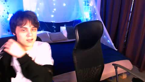 Karl online show from November 2025 10:36:02 AM