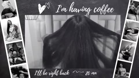 Karla  online show from October 2025 11:07:02 AM