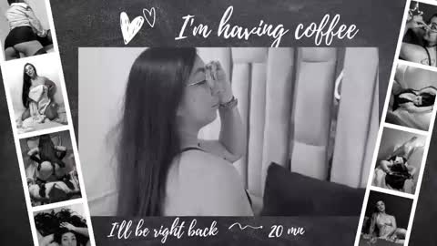 Karla  online show from October 2025 11:10:01 AM