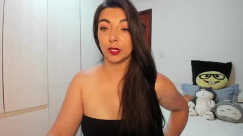 Snapshot of karla_hernandez chatting on June 2026 10:39:01 AM Karla online show from June 2026 10:39:01 AM