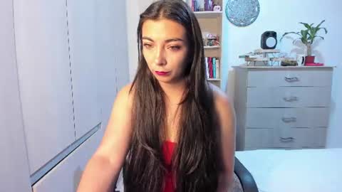 Snapshot of karla_hernandez chatting on June 2026 10:25:01 AM Karla online show from June 2026 10:25:01 AM