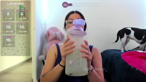 Snapshot of karla_honey_ chatting on January 2025 08:50:01 PM Karla online show from January 2025 08:50:01 PM