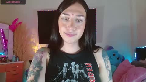 Snapshot of karla_zambrano chatting on December 2024 03:37:02 AM karla online show from December 2024 03:37:02 AM