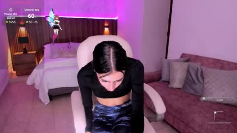 Snapshot of karlaa_james chatting on October 2025 11:07:02 AM Karlaa  online show from October 2025 11:07:02 AM