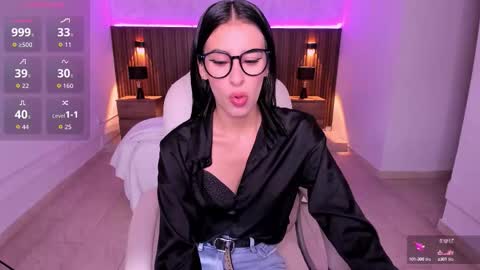 Snapshot of karlaa_james chatting on October 2025 11:09:02 AM Karlaa  online show from October 2025 11:09:02 AM