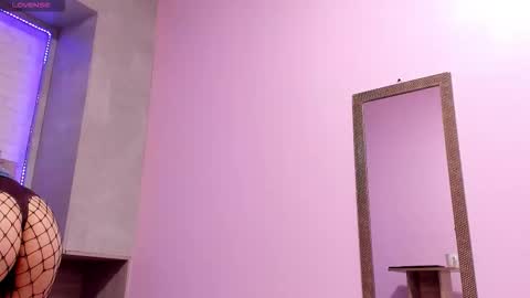 Karla online show from November 2025 11:32:02 AM