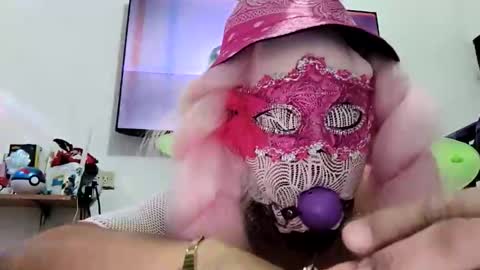 Snapshot of karlakush101 chatting on February 2026 08:08:02 AM karlakush101 online show from February 2026 08:08:02 AM