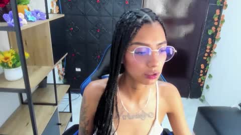 Snapshot of karlaslutskinny__ chatting on May 2026 02:51:02 AM karlaslutskinny__ online show from May 2026 02:51:02 AM