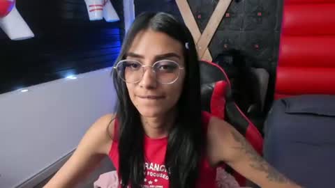 Snapshot of karlaslutskinny__ chatting on July 2026 06:53:02 AM karlaslutskinny__ online show from July 2026 06:53:02 AM