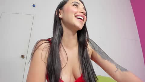 Snapshot of karli_hott chatting on December 2024 06:08:01 PM Karli online show from December 2024 06:08:01 PM