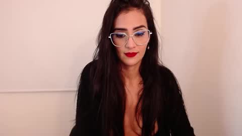 Snapshot of karlota_hank chatting on March 2025 04:38:02 AM Karlis online show from March 2025 04:38:02 AM